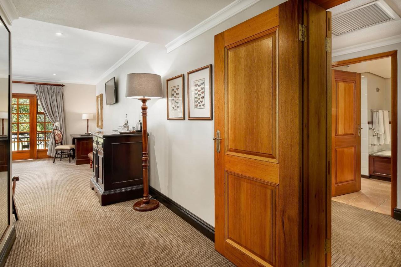 Irene Country Lodge, Autograph Collection Centurion Exterior foto A room at the hotel